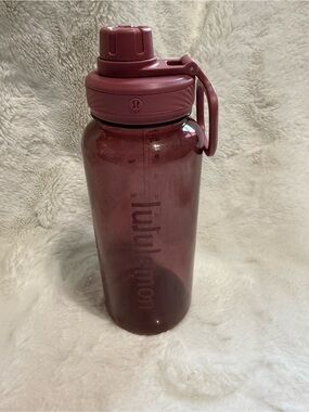 Lululemon Back to Life Clear Water Bottle 32oz - Plum/Burgundy
